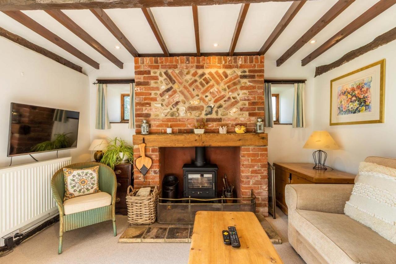 Host & Stay - Woodfalls Barn Burgh and Tuttington Exterior foto